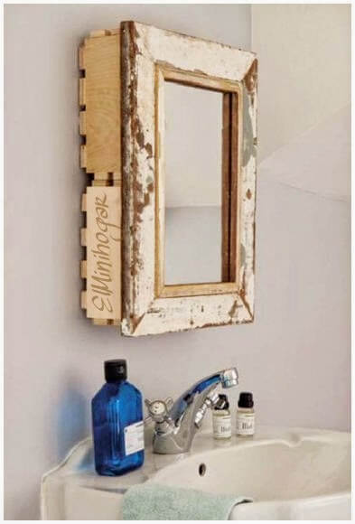 SQUARE WOODEN MIRROR