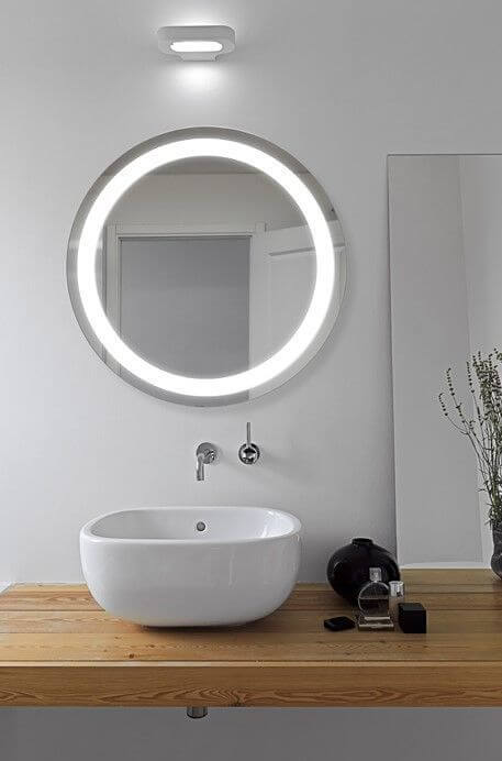 Mirror with LED circle